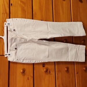 White house black market capris